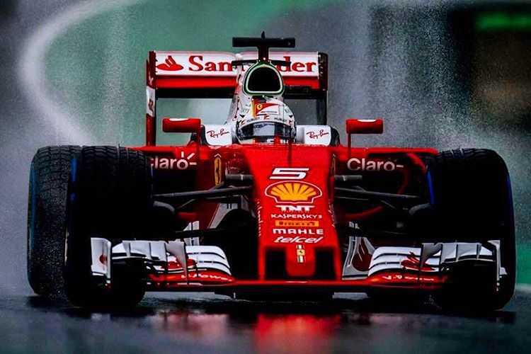 Vettel Claims Pole Position, Ferrari Top Two Spots in Russian Grand Prix
