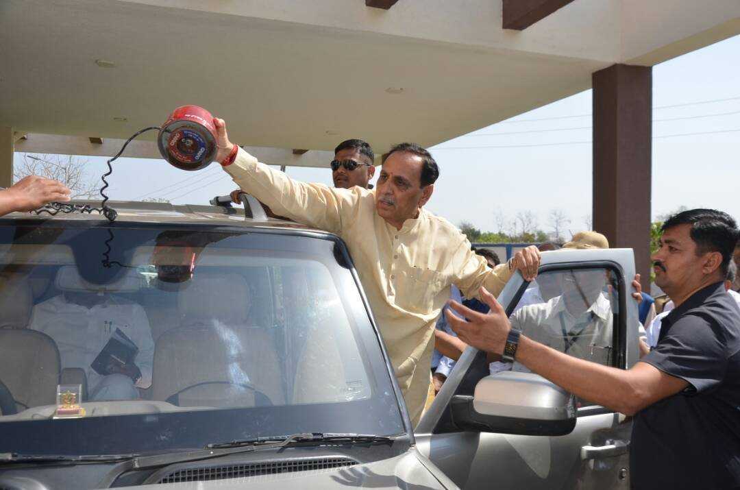 Laal Batti Removed Atop Cars of State Officials – Historic Decision by Modi Government
