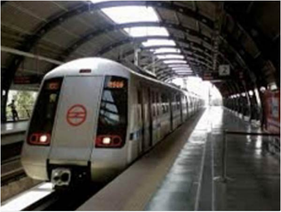 “Go to Pakistan” Youth humiliated elder muslim man in Delhi metro
