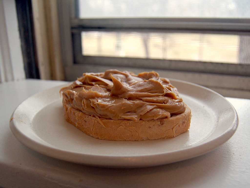 Here are the steps to include goodness of peanut butter in diet