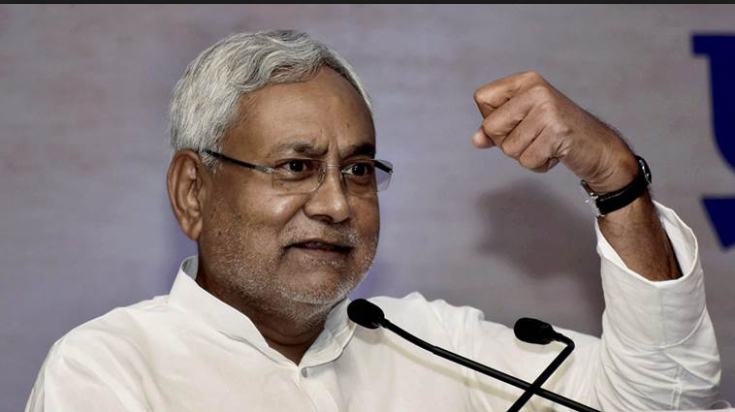 Breaking News : Nitish Kumar resigns as Bihar Chief Minister after Lalu Yadav stands firm, PM Modi supports decision