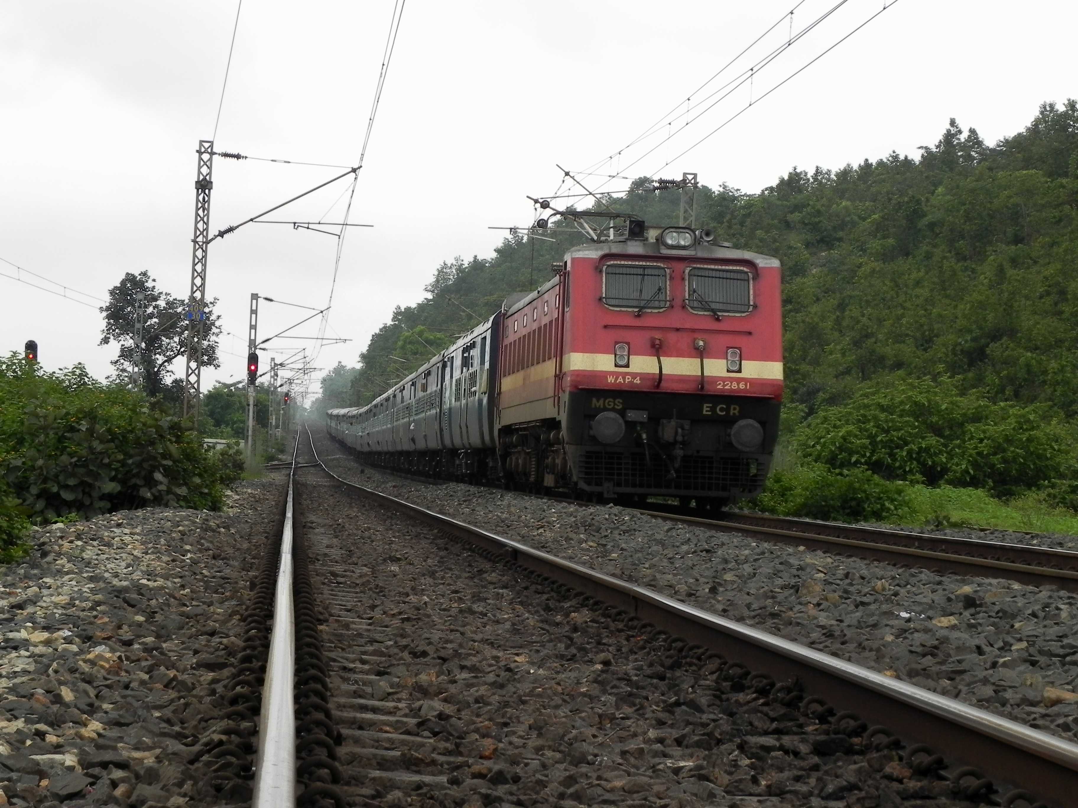 Breaking: Bihar Lakhisarai train hijacked by Maoists