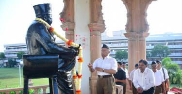 Independence day Celebration : Andhra Pradesh CM Chandrababu Naidu  hoists tricolour in Tirupati