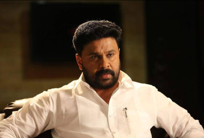 Dileep Case: Mohanlal and Mammootty choose to stay zipped mouth