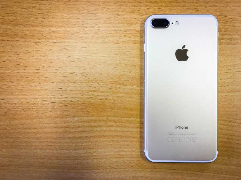 Apple iPhone 7S , iPhone 8 launch expected with glass back and wireless charging feature