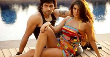Post Aladin it was a very bumpy ride till she found thriller classic Murder 2. Murder franchise was very popular with Hashmi being on the peak of hsi career. Murder 2 was a smash hit at the box office and from there Jacqueline started to get noticed by big film-makers.