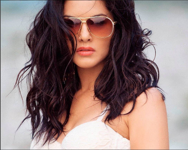 Sunny Leone hot photo from upcoming song video ‘Loka Loka’ with Raftaar