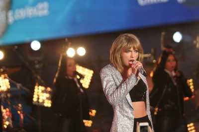 Swift files trademark for titles, catchphrases from new album