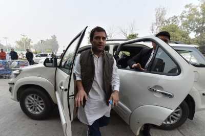 Rahul meets Bihar MLAs amid reports of rift in state unit
