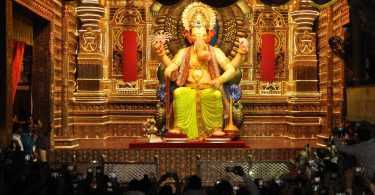 Ganesh visarjan 2017: Devotees bid adieu to their beloved Lord Ganesha