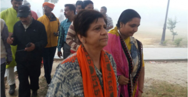 Padmavati Controversy: Manushi Chhillar defends Deepika Padukone