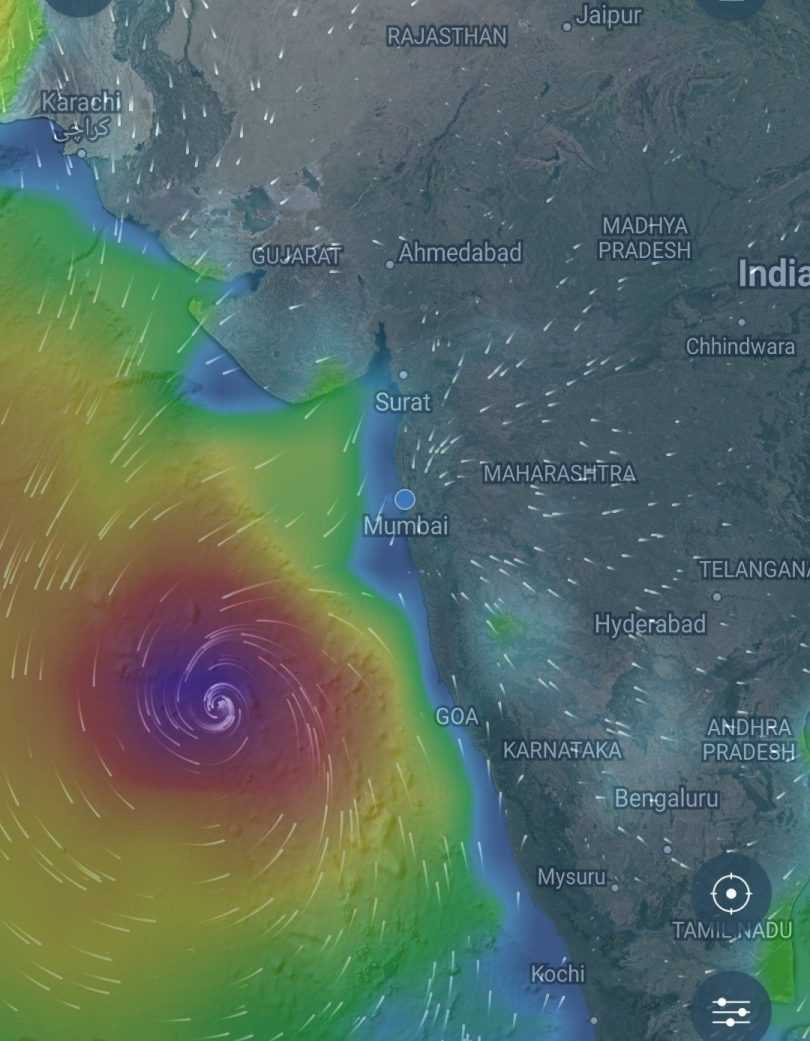 Cyclone Ockhi affects Mumbai, heavy rainfall expected for some time
