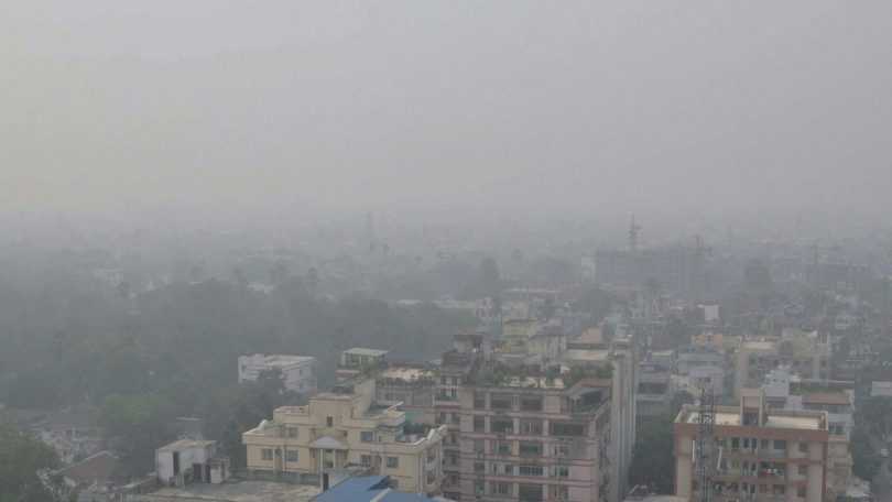 Smog returns in Delhi resulting Hazardous air quality again