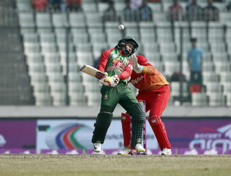 Tri Nation Series: Creamer, Jarvis Stops Bangladesh on a Little