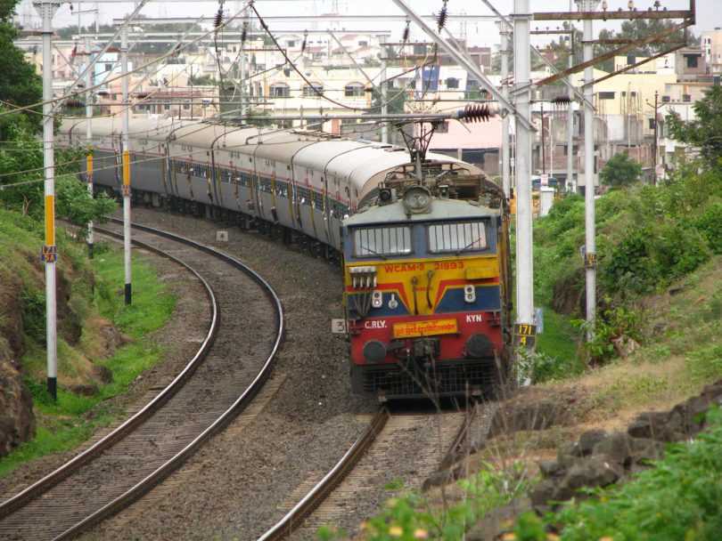 RRB Group D recruitment 2018 : 90,000 vacancies available at  indianrailways.gov.in