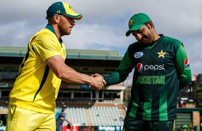 Tri Series Final: Pakistan beat Australia by 6 Wickets