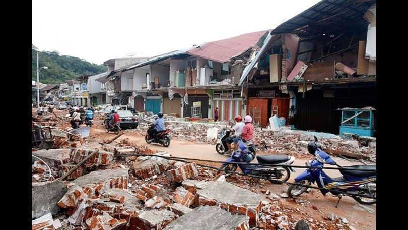 Earthquake in Indonesia: More than 400 died as Earthquake and Tsunami hits