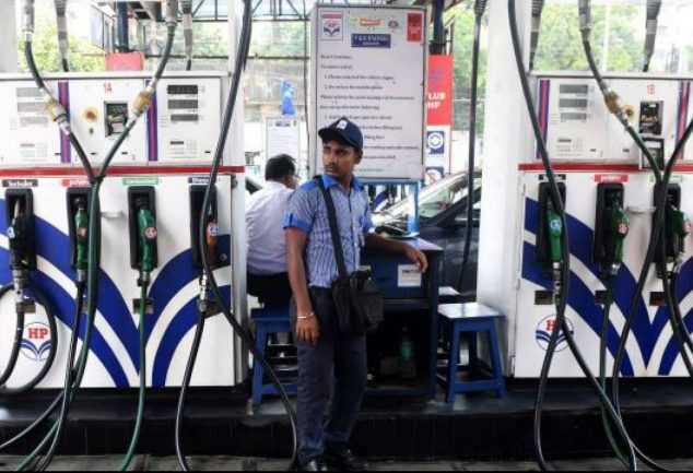Petrol Pump Operators strike in Delhi Live Updates; Pumps will remain close for 24 hours