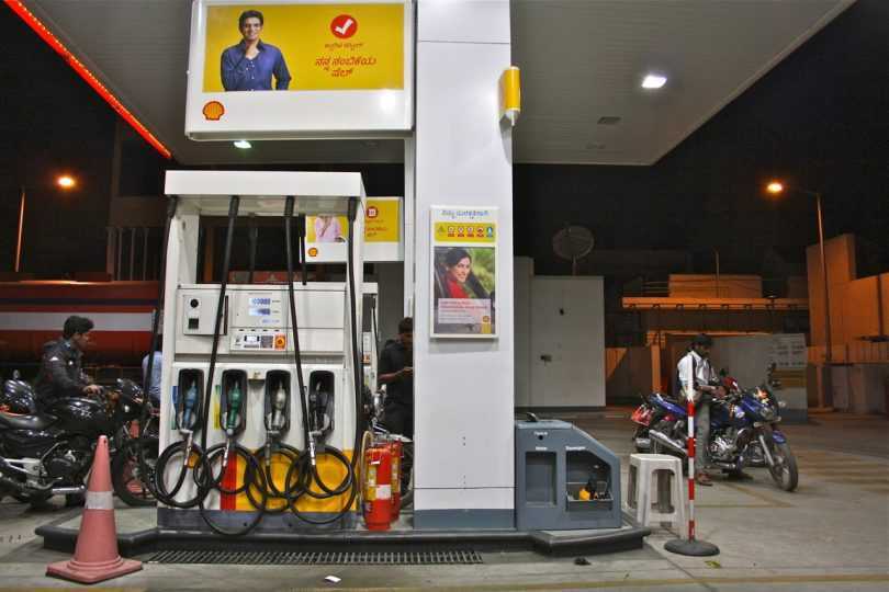 Petrol pump operators strike; Pumps in Delhi to remain shut on October 22