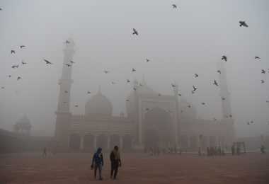 Delhi Air Pollution Latest News; Pollution Over 20 Times Safe Limit, Authorities warns deterioration from Today